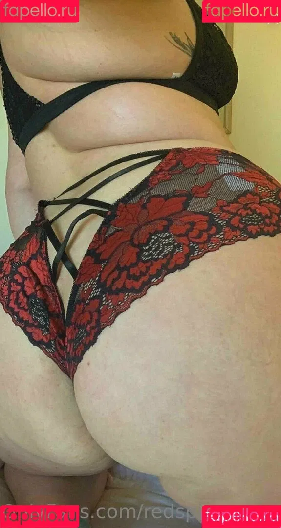 redspicyqueen Onlyfans Photo Gallery 