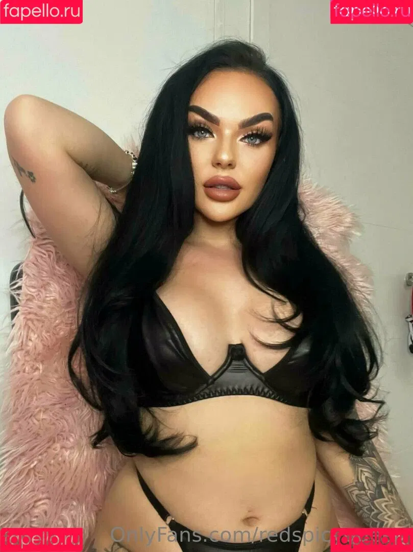 redspicyqueen Onlyfans Photo Gallery 