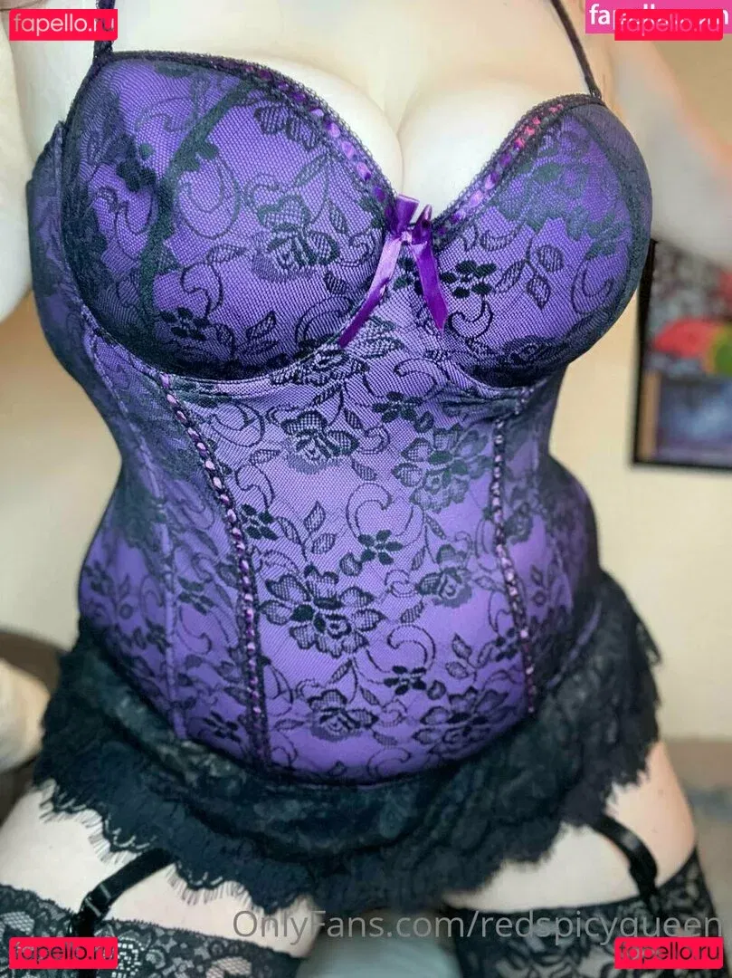 redspicyqueen Onlyfans Photo Gallery 