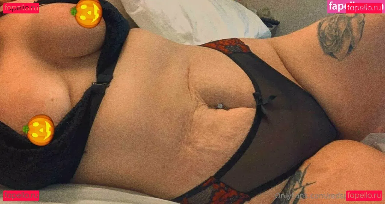 redspicyqueen Onlyfans Photo Gallery 