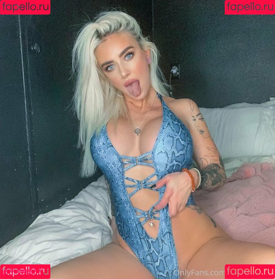 ashleywolfx Onlyfans Photo Gallery 