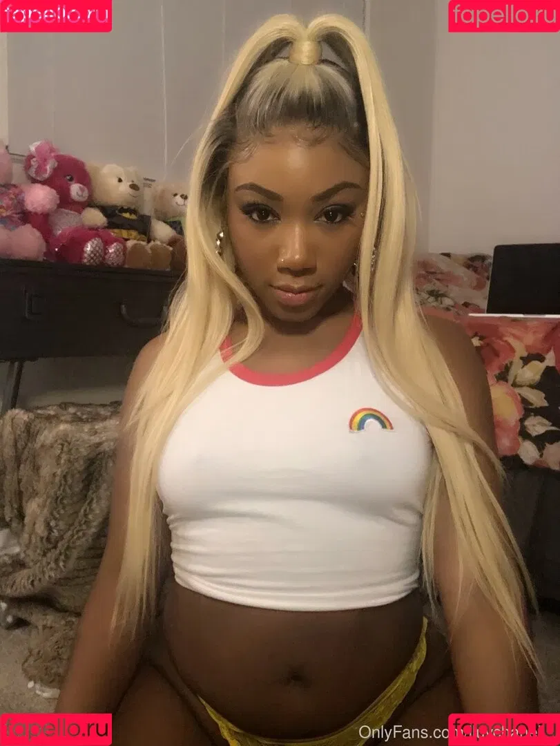 iluvchanell_ Onlyfans Photo Gallery 