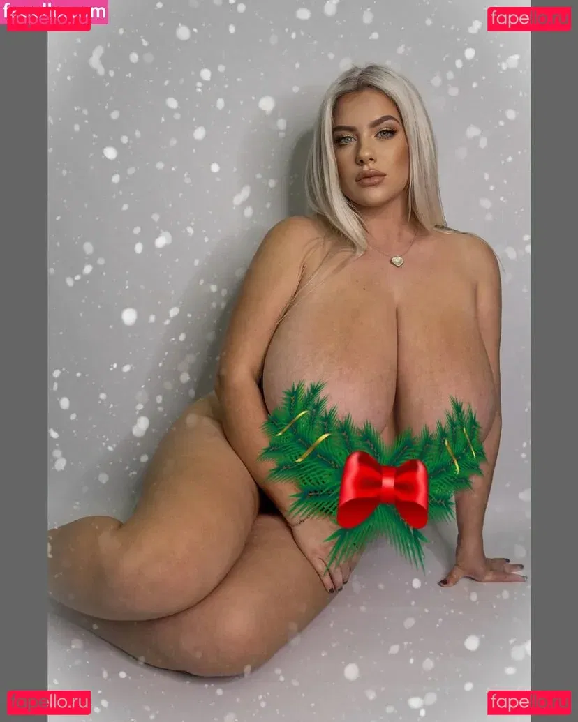 NinaPhoenix Onlyfans Photo Gallery 