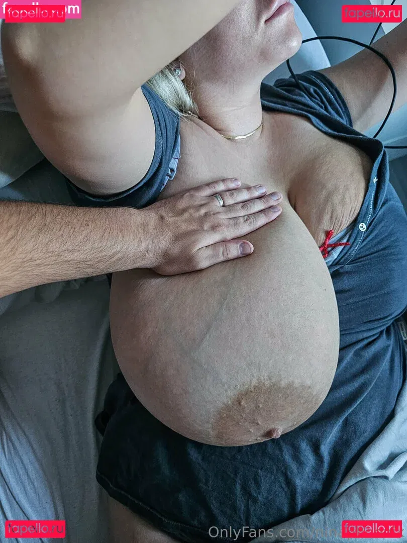 NinaPhoenix Onlyfans Photo Gallery 