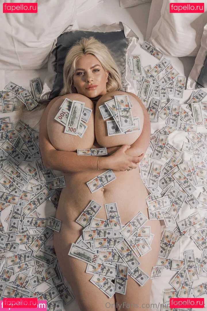 NinaPhoenix Onlyfans Photo Gallery 