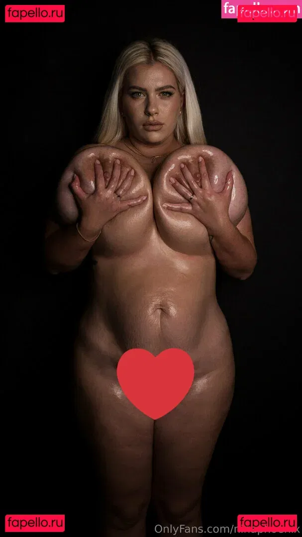 NinaPhoenix Onlyfans Photo Gallery 