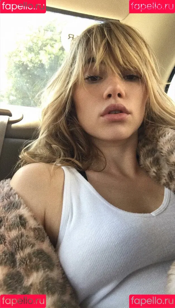 Suki Waterhouse Onlyfans Photo Gallery 