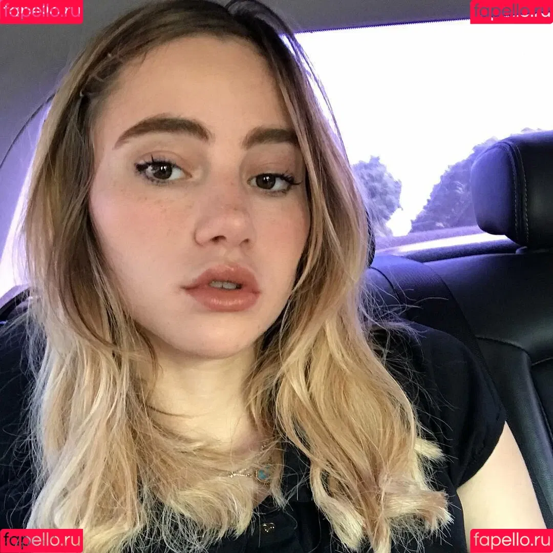 Suki Waterhouse Onlyfans Photo Gallery 