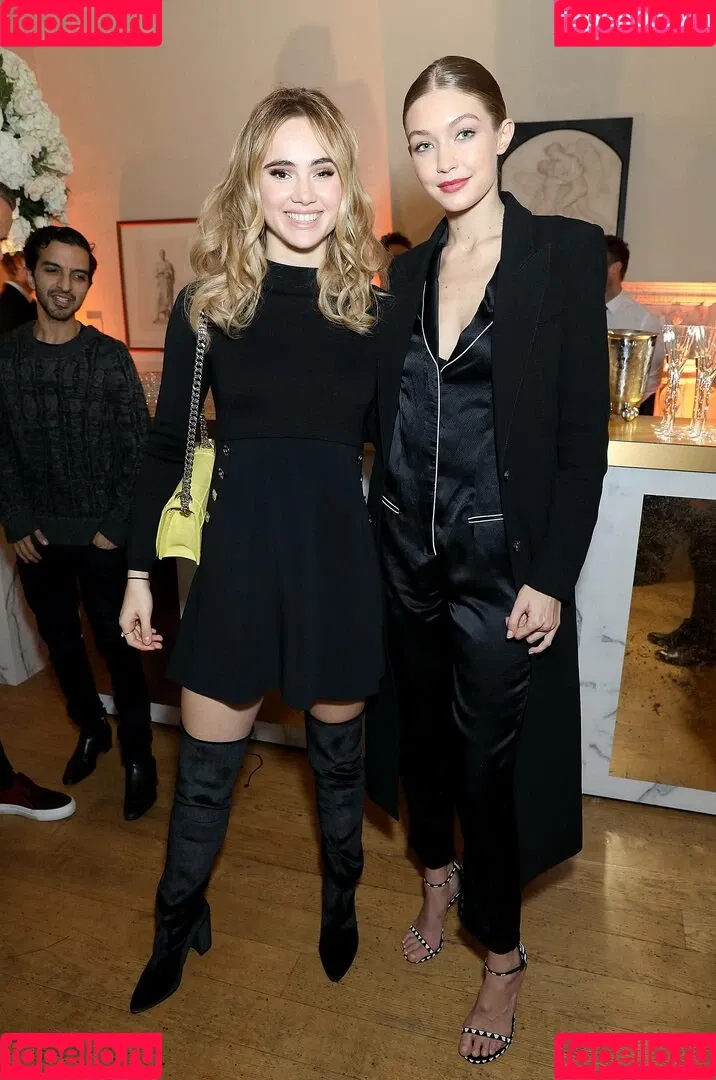 Suki Waterhouse Onlyfans Photo Gallery 