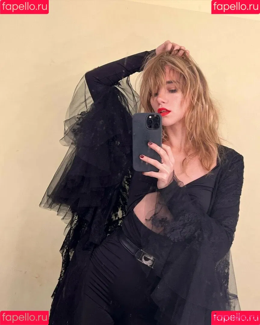 Suki Waterhouse Onlyfans Photo Gallery 