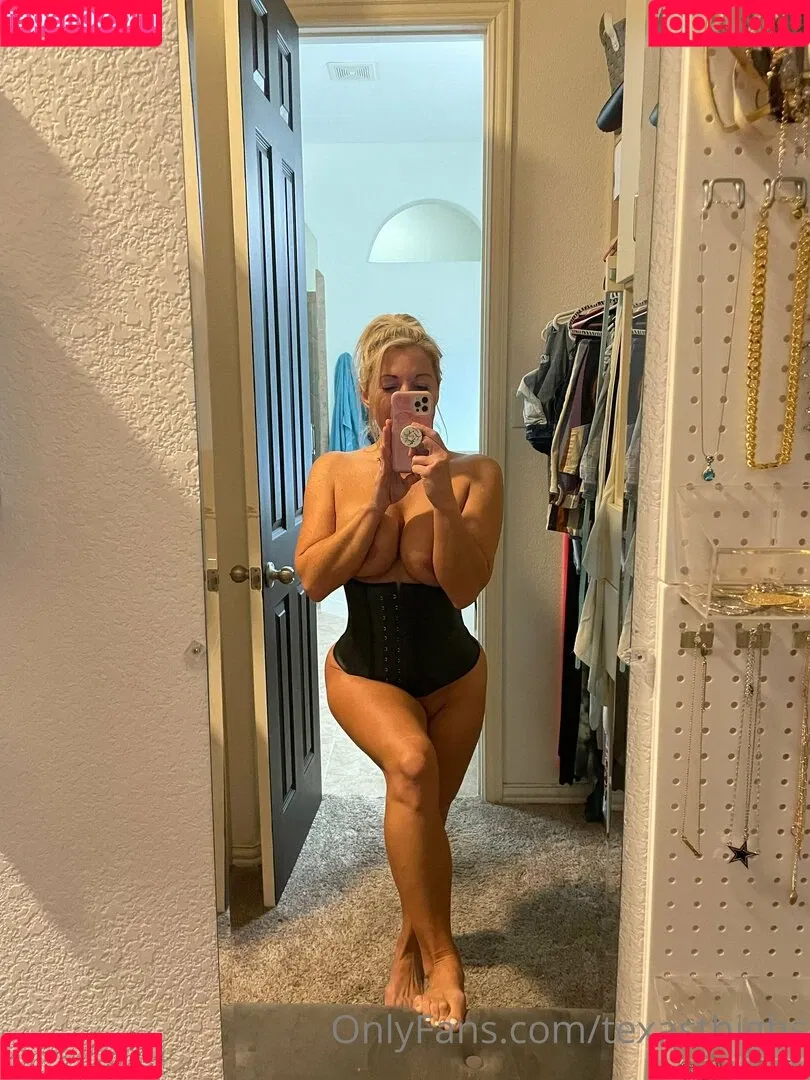 Texasthighs Onlyfans Photo Gallery 