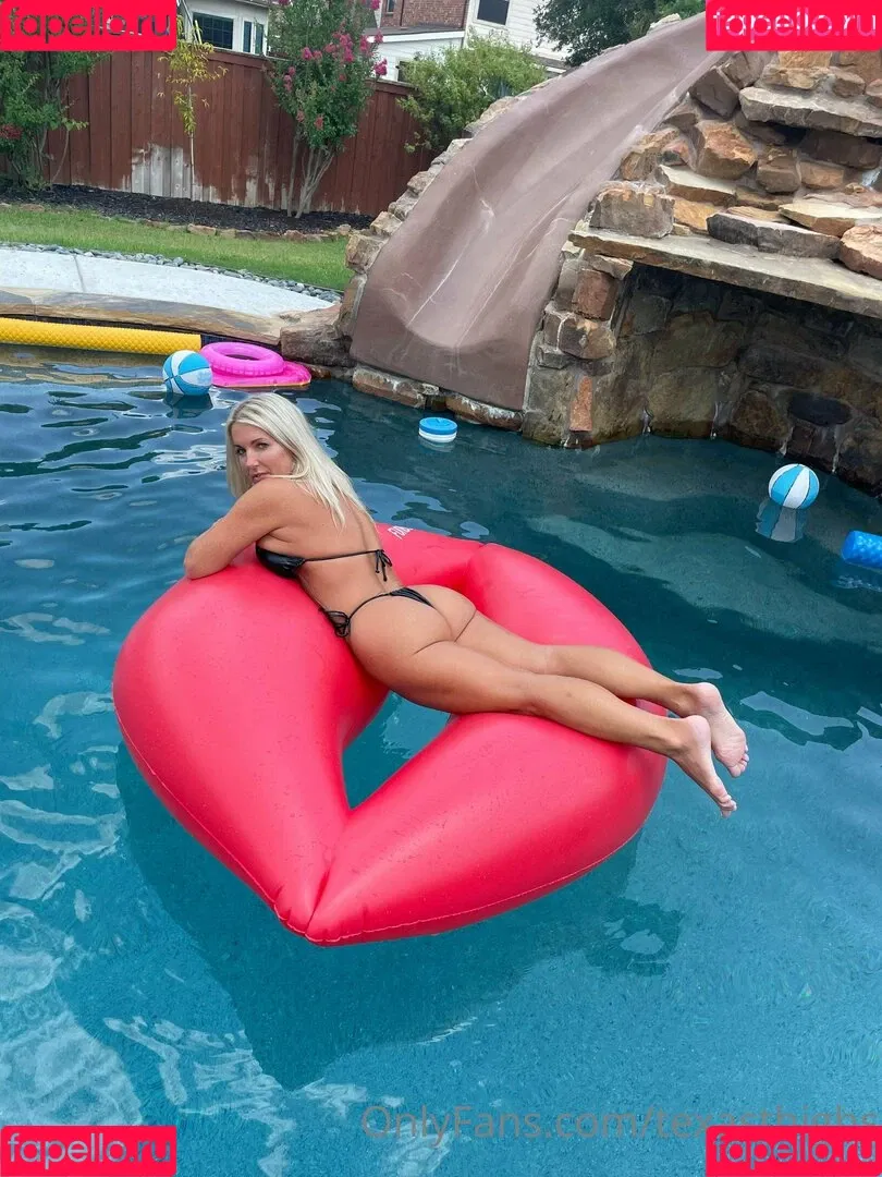 Texasthighs Onlyfans Photo Gallery 