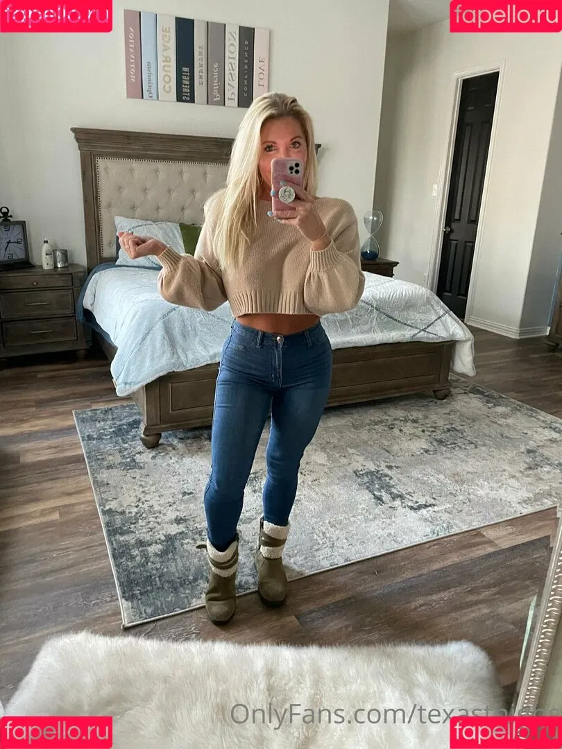 Texasthighs Onlyfans Photo Gallery 