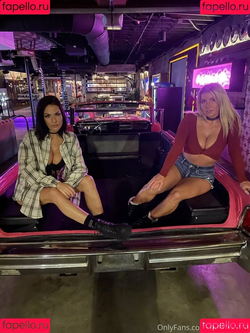 Texasthighs Onlyfans Photo Gallery 