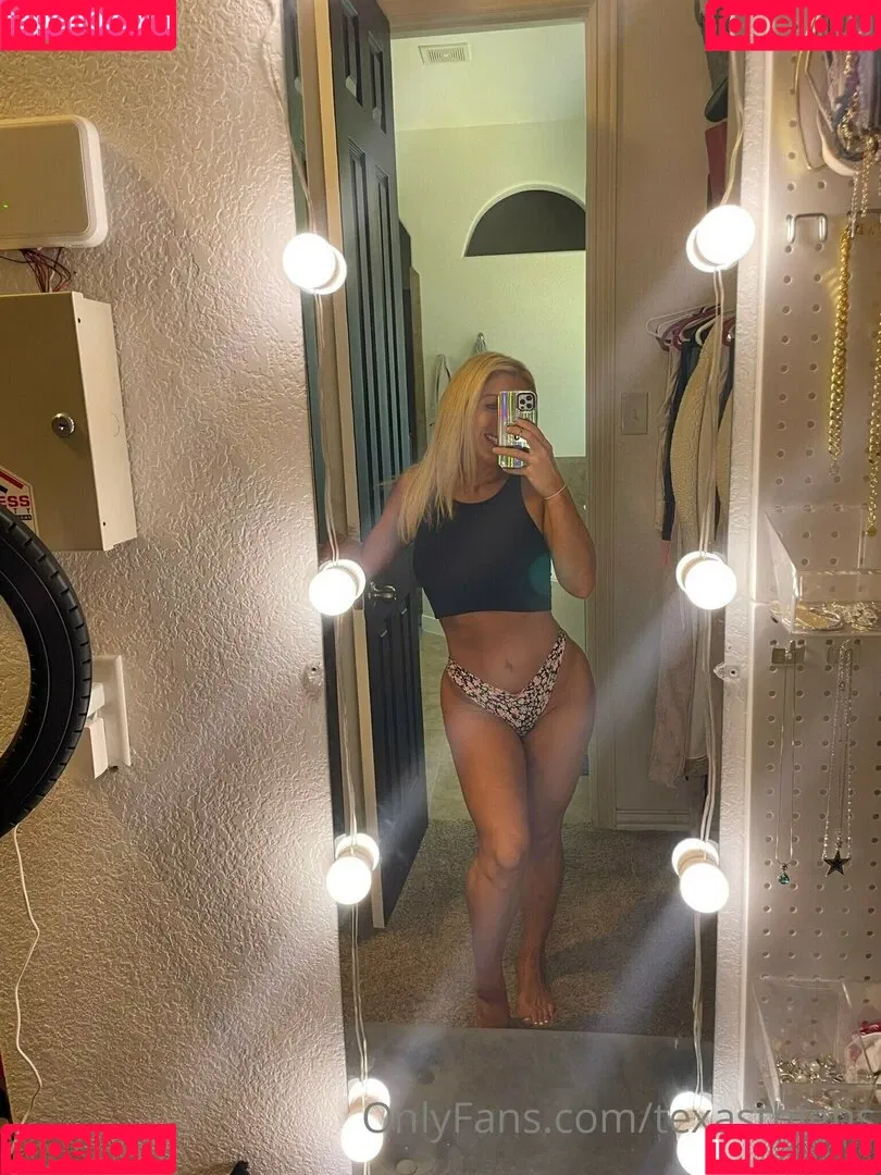 Texasthighs Onlyfans Photo Gallery 