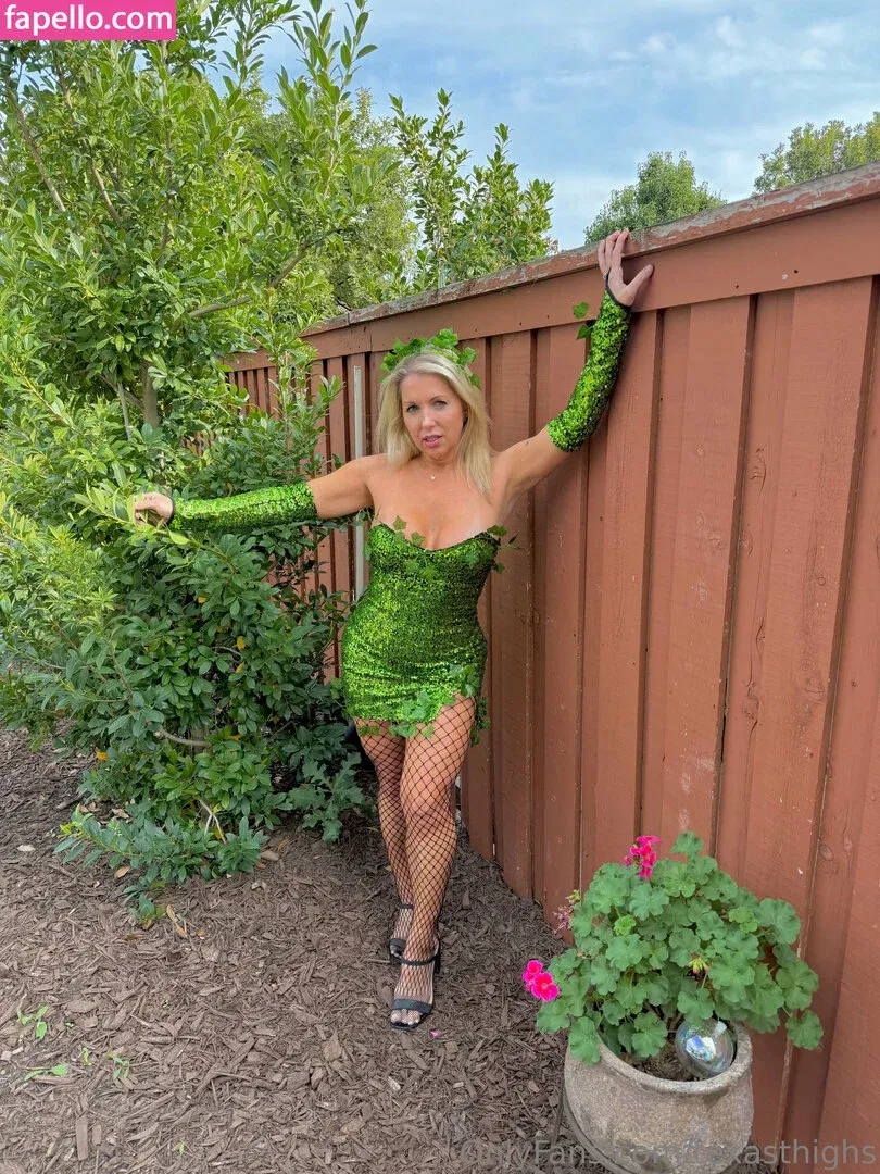 Texasthighs Onlyfans Photo Gallery 