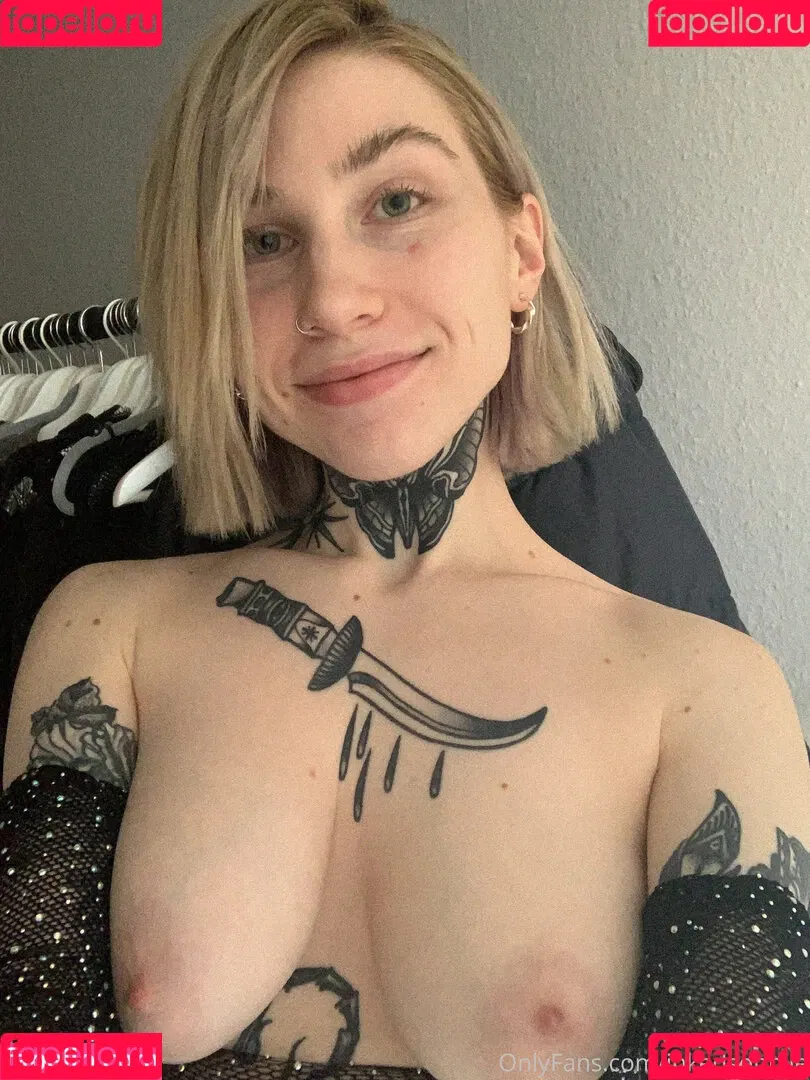 inkedsophiie Onlyfans Photo Gallery 