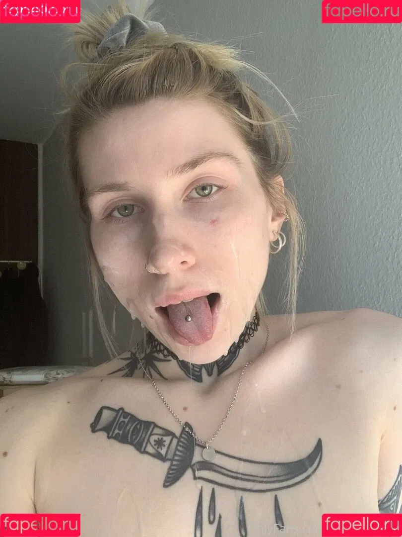 inkedsophiie Onlyfans Photo Gallery 