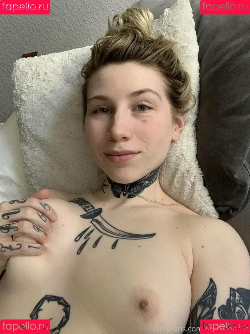 inkedsophiie Onlyfans Photo Gallery 