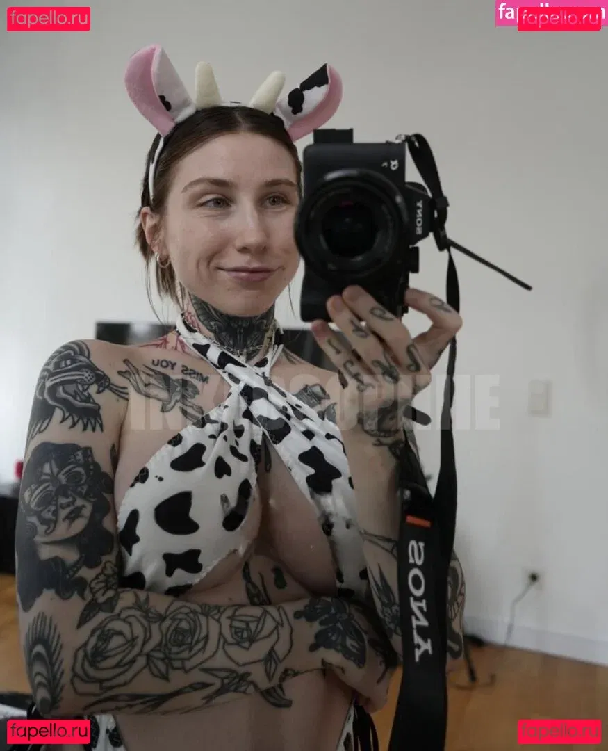 inkedsophiie Onlyfans Photo Gallery 