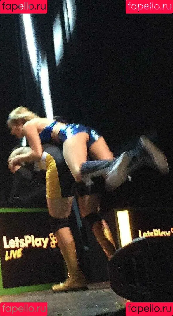 Elyse Willems Onlyfans Photo Gallery 