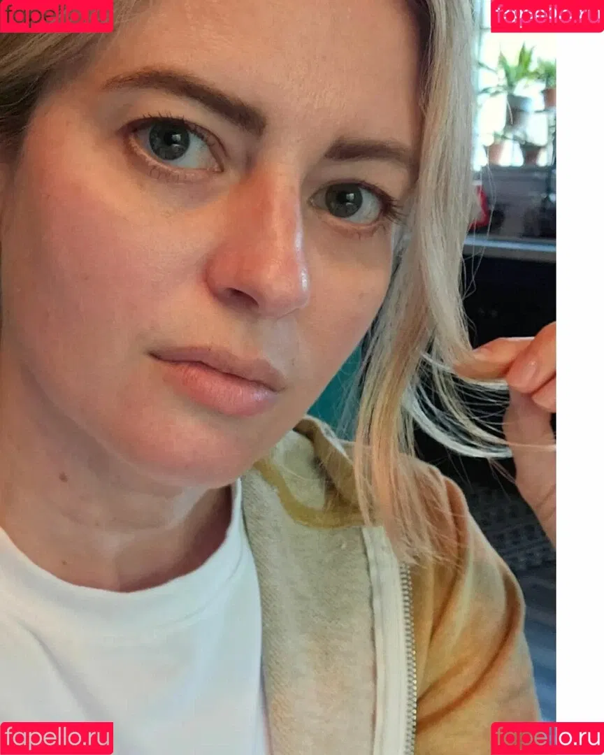 Elyse Willems Onlyfans Photo Gallery 