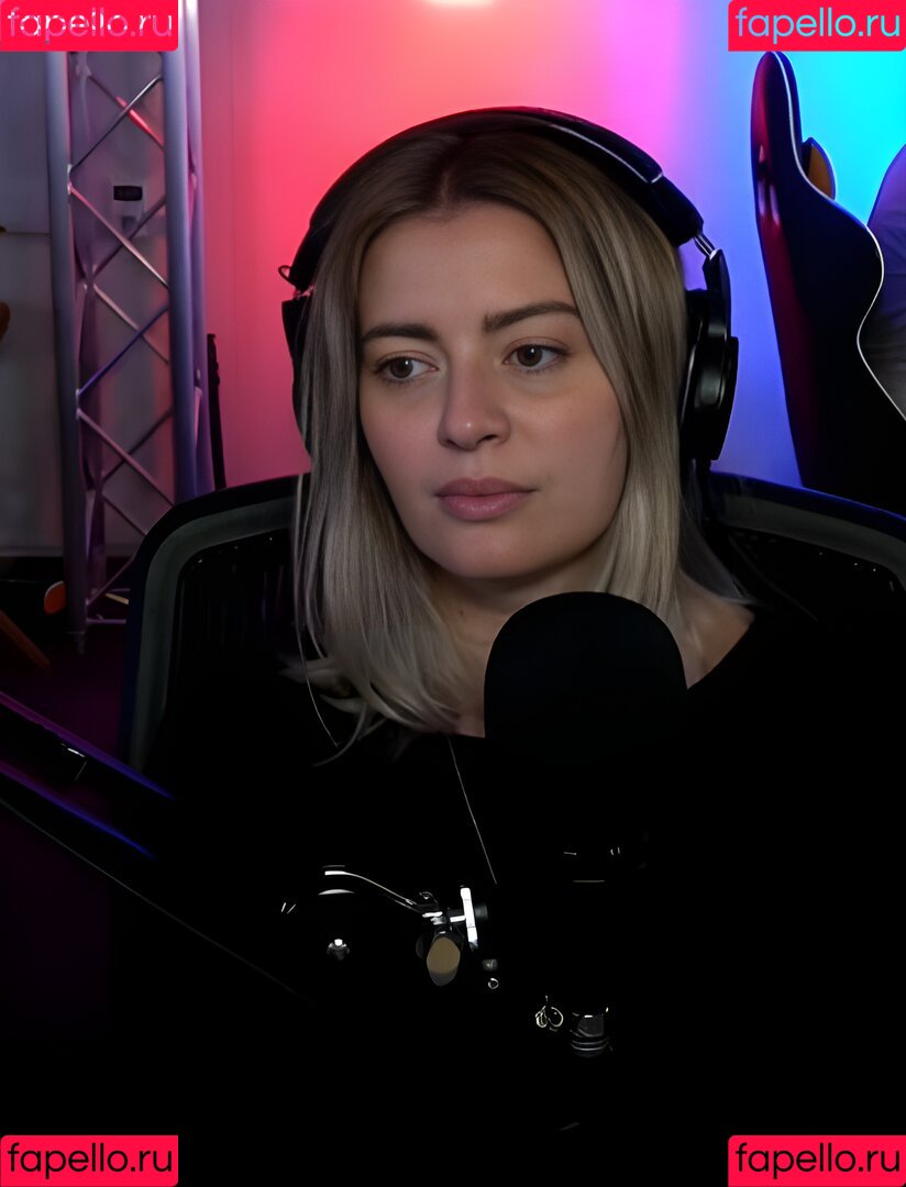 Elyse Willems Onlyfans Photo Gallery 