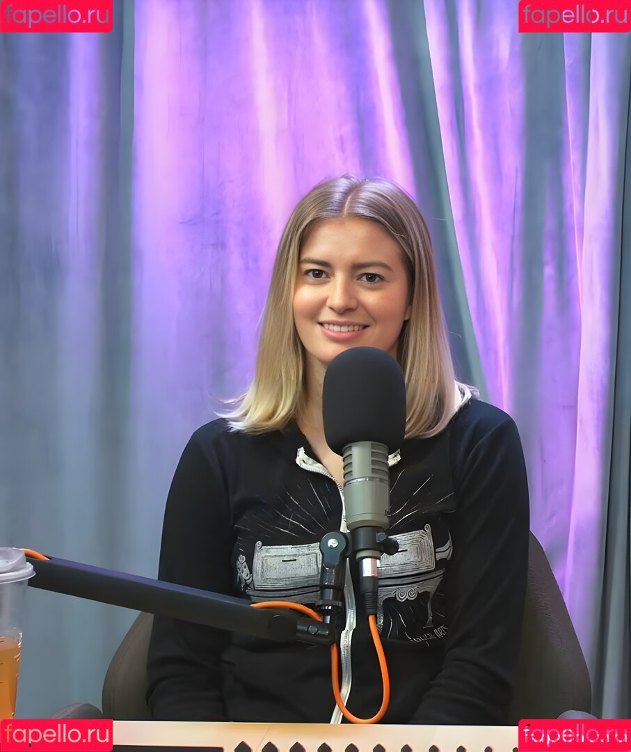 Elyse Willems Onlyfans Photo Gallery 