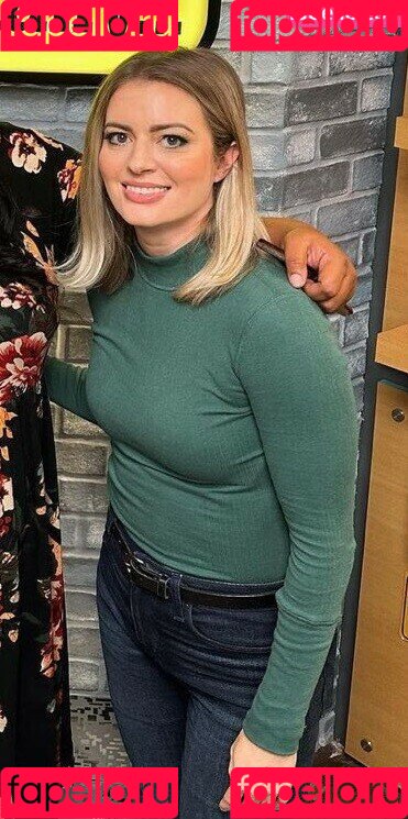 Elyse Willems Onlyfans Photo Gallery 