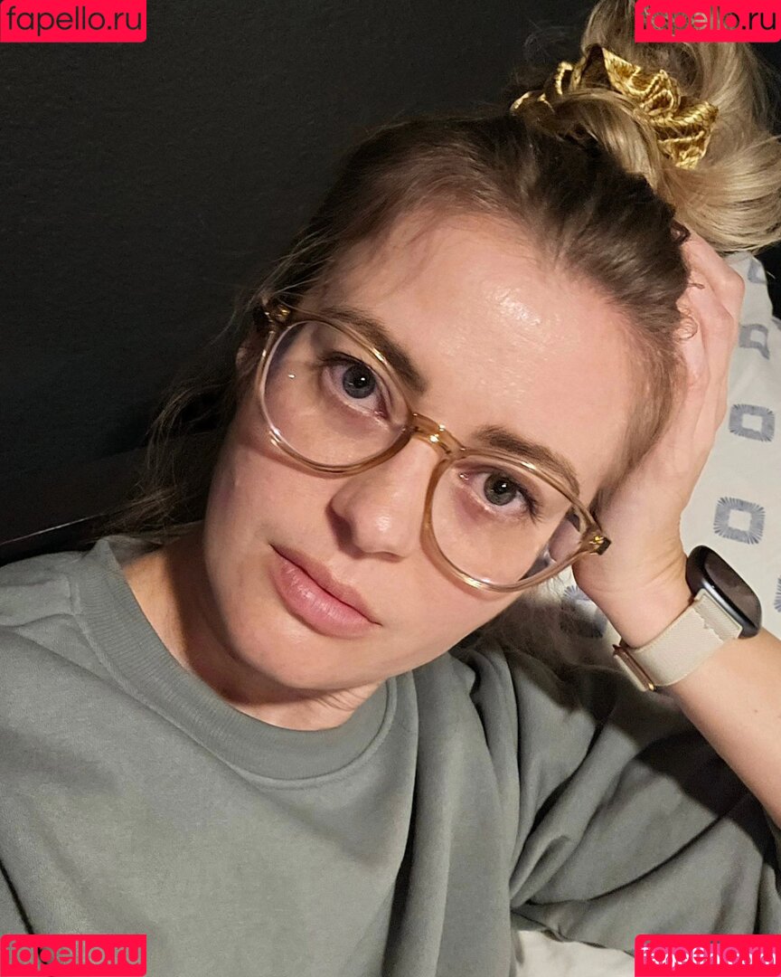 Elyse Willems Onlyfans Photo Gallery 