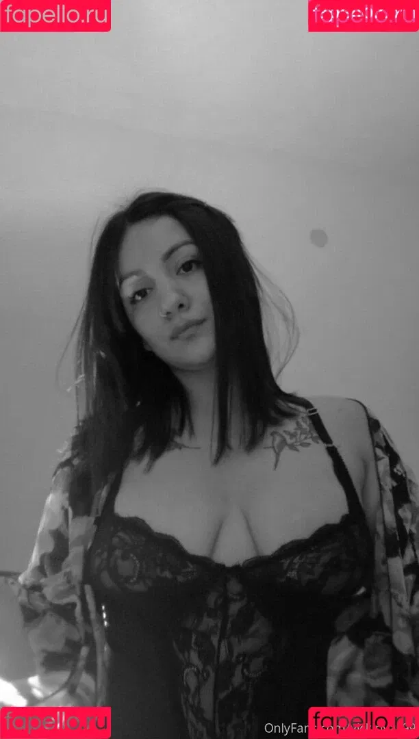 vickirivas99 Onlyfans Photo Gallery 
