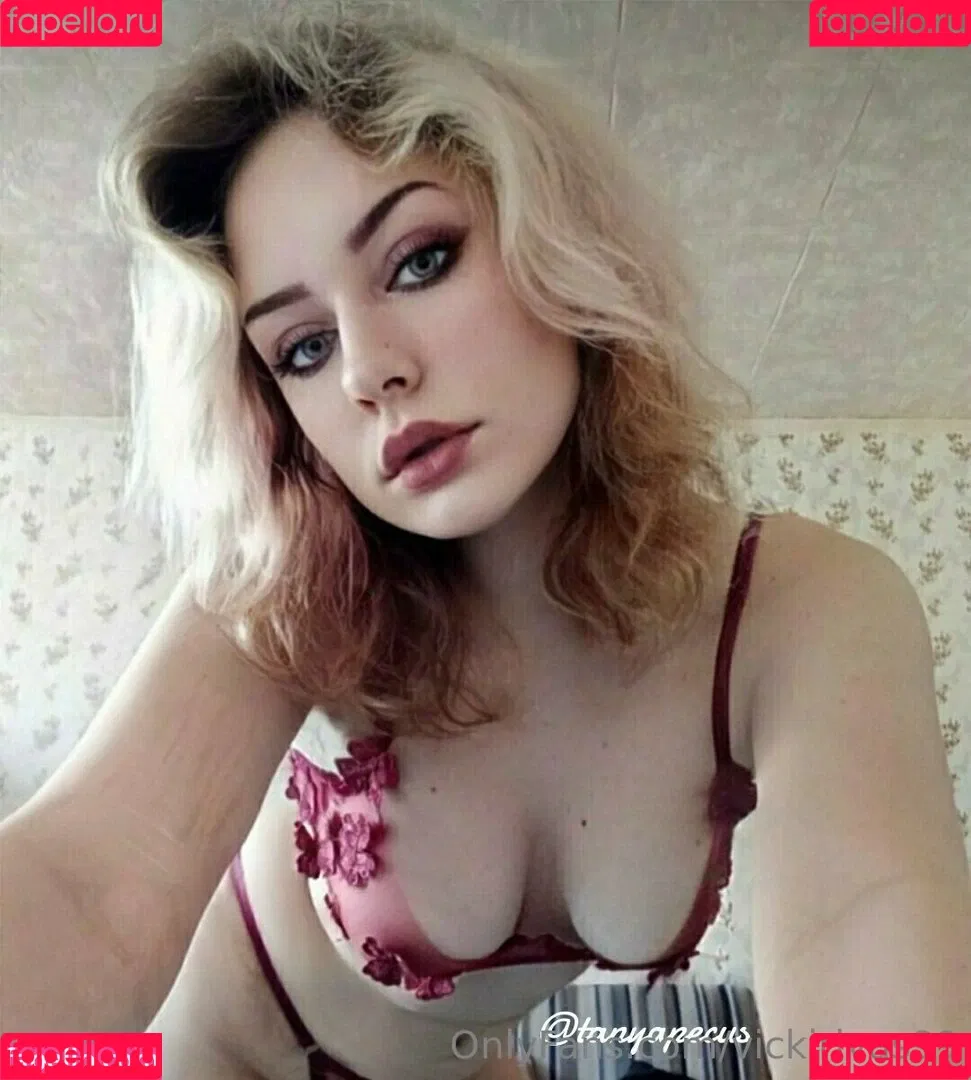 vickirivas99 Onlyfans Photo Gallery 