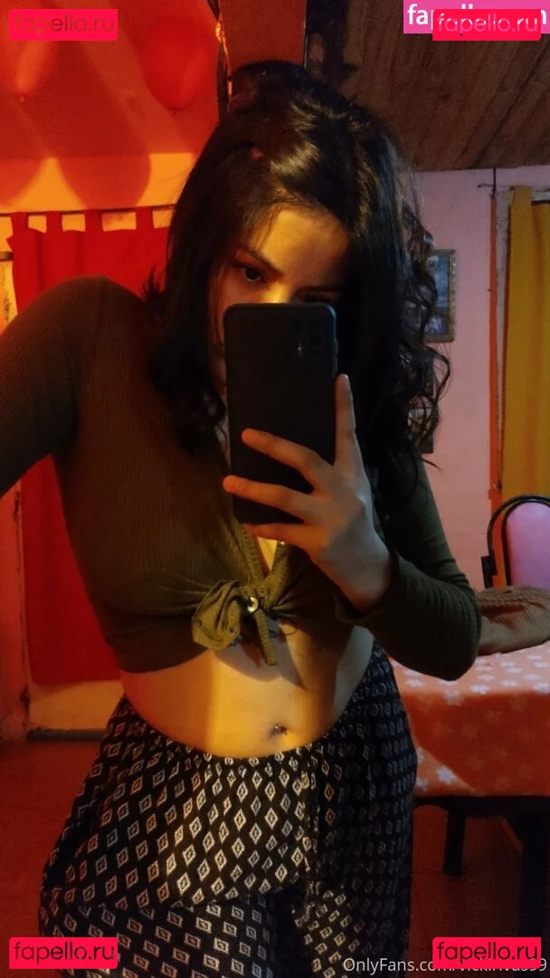 vickirivas99 Onlyfans Photo Gallery 