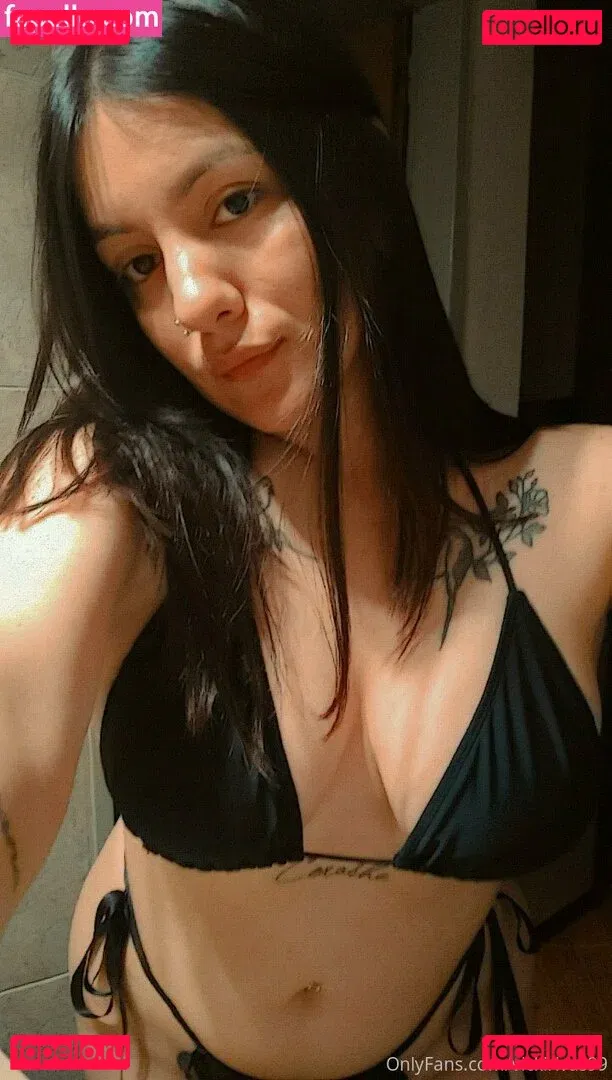 vickirivas99 Onlyfans Photo Gallery 