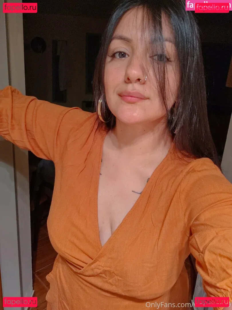 vickirivas99 Onlyfans Photo Gallery 