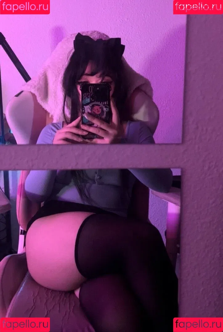 Mooncakeva Onlyfans Photo Gallery 