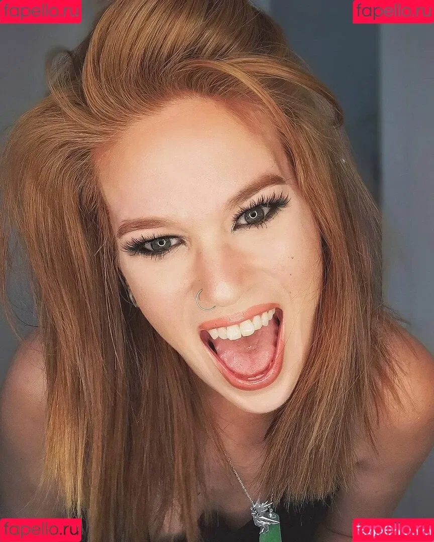 Hollie Bennett Onlyfans Photo Gallery 