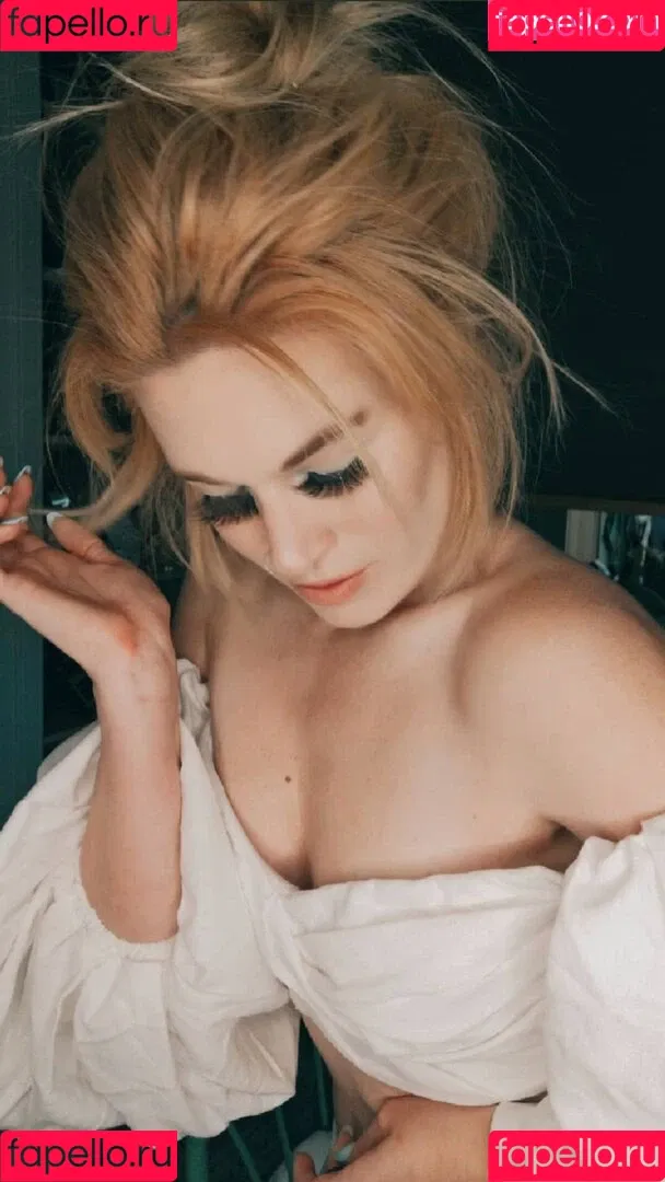 Hollie Bennett Onlyfans Photo Gallery 