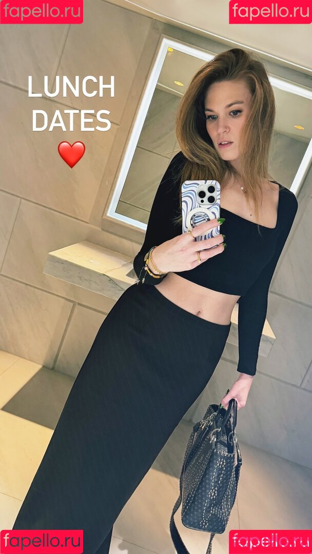 Hollie Bennett Onlyfans Photo Gallery 