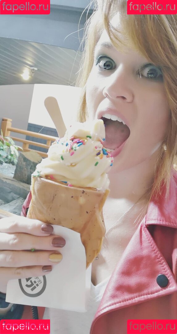 Hollie Bennett Onlyfans Photo Gallery 