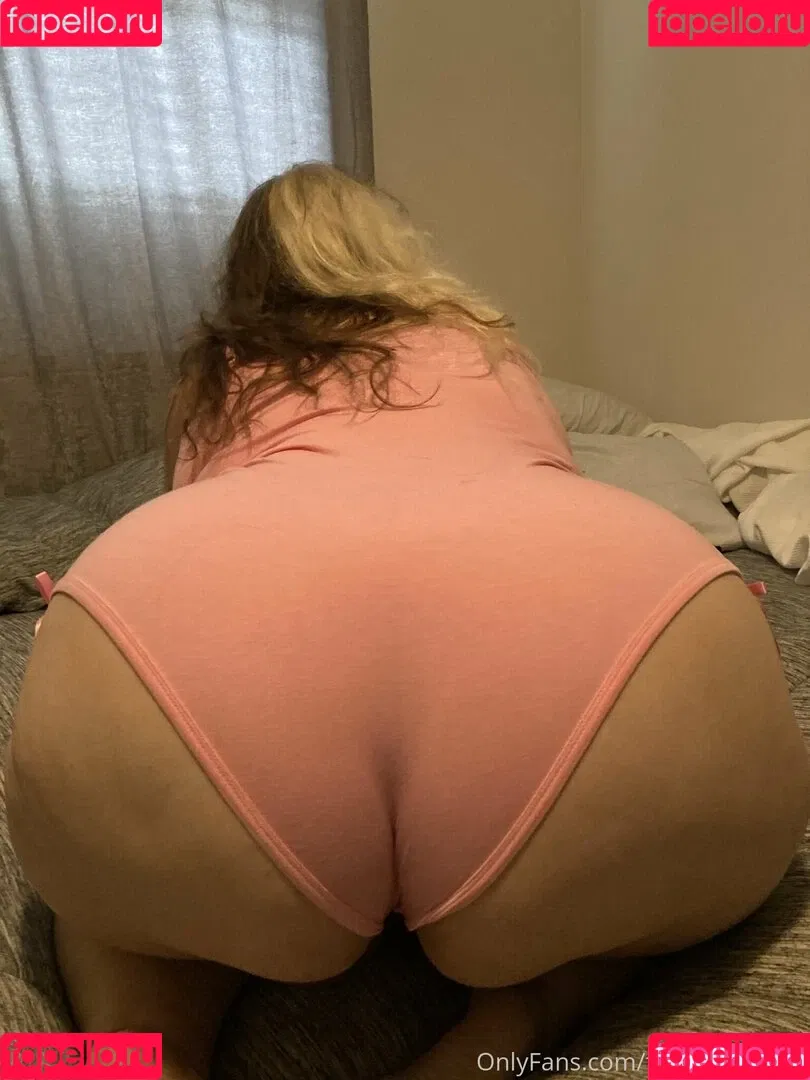 fatassgoddess Onlyfans Photo Gallery 
