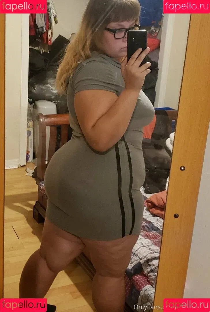 fatassgoddess Onlyfans Photo Gallery 