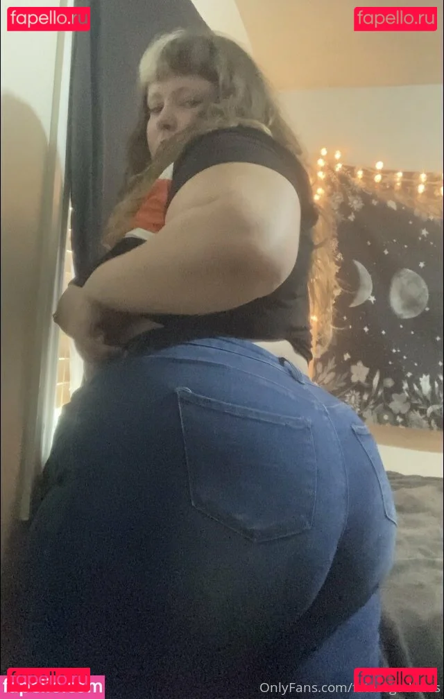 fatassgoddess Onlyfans Photo Gallery 