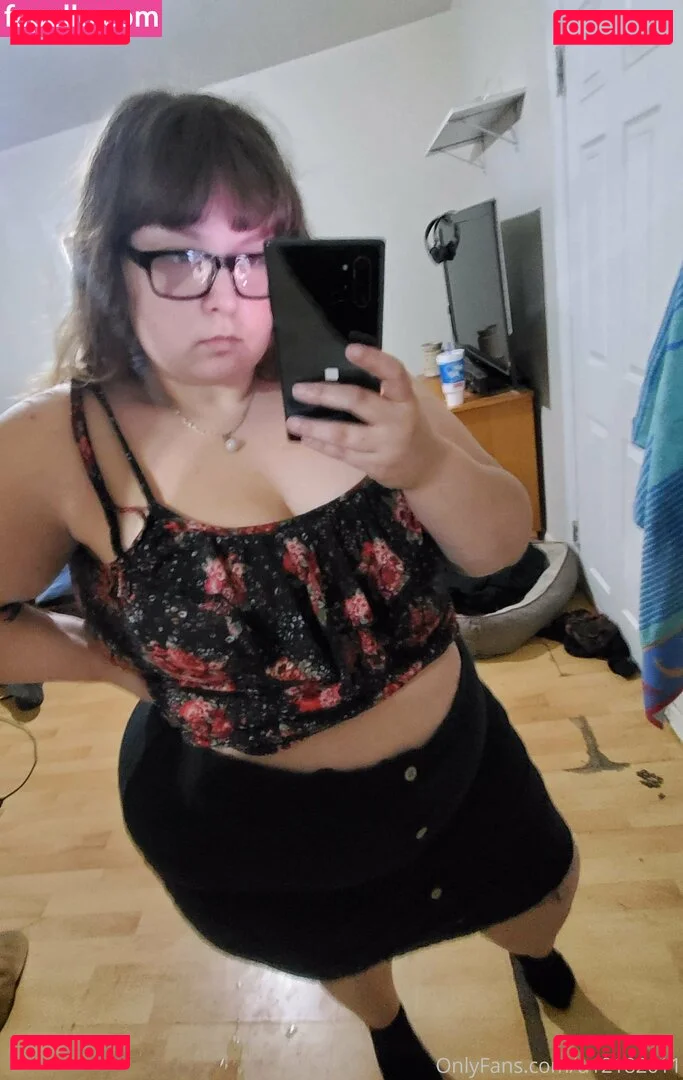 fatassgoddess Onlyfans Photo Gallery 