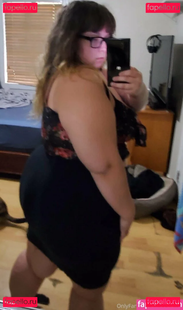 fatassgoddess Onlyfans Photo Gallery 