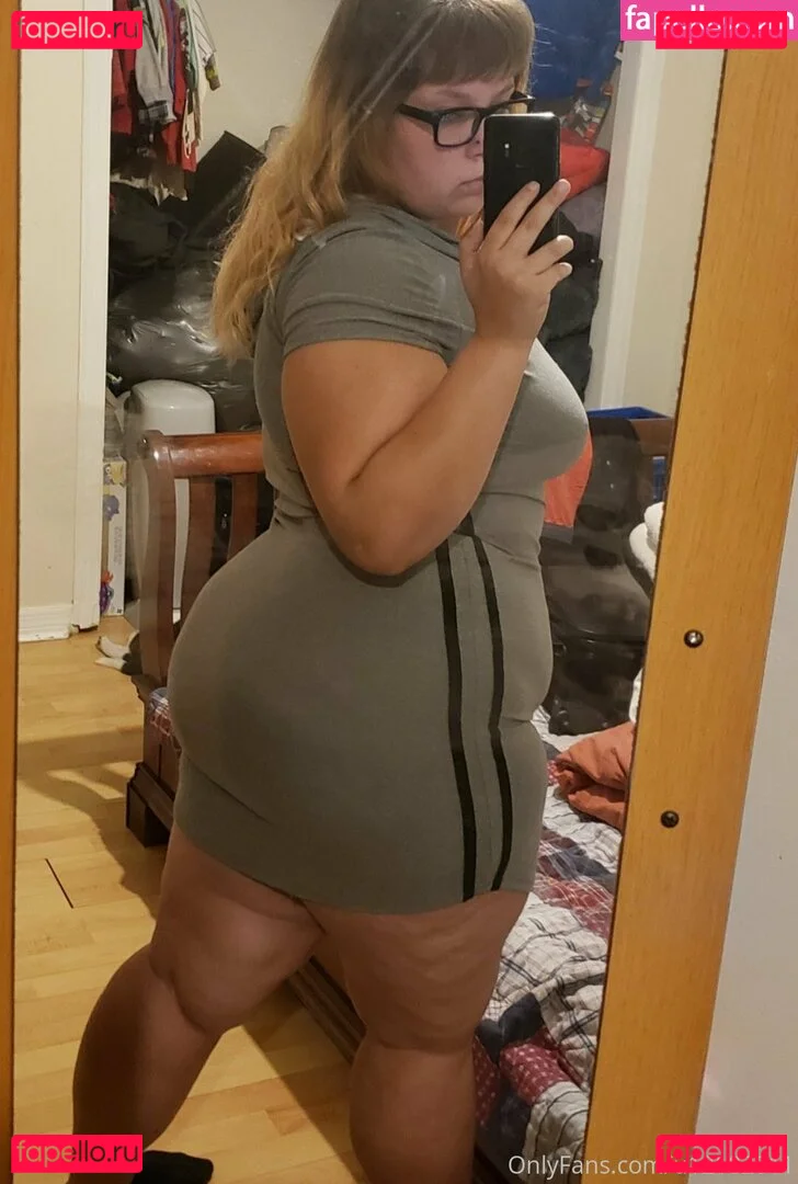 fatassgoddess Onlyfans Photo Gallery 