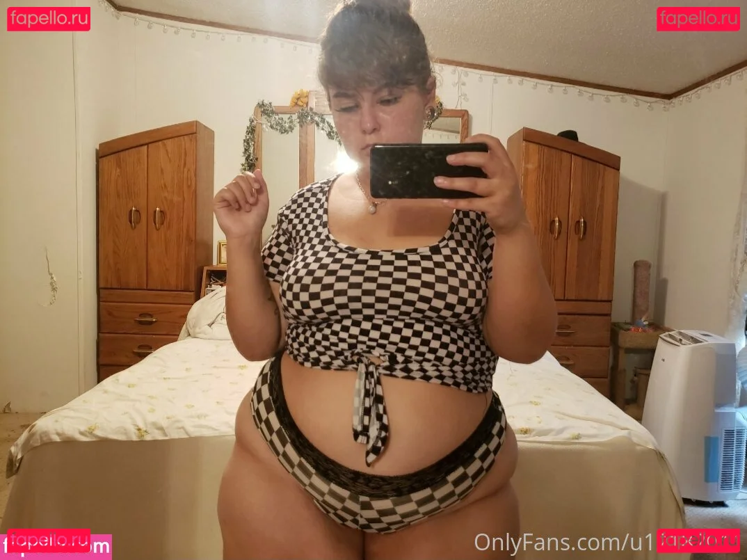 fatassgoddess Onlyfans Photo Gallery 