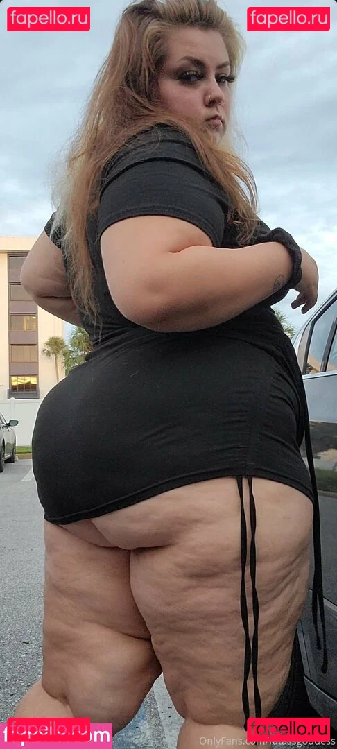 fatassgoddess Onlyfans Photo Gallery 