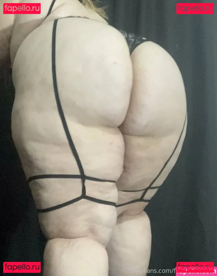 fatassgoddess Onlyfans Photo Gallery 