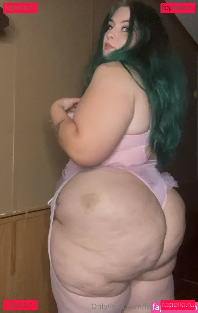 fatassgoddess Onlyfans Photo Gallery 